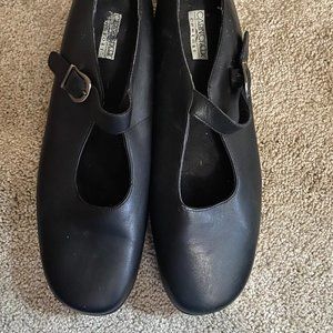 Cabin Creek Leather Loafer size 11 Wide